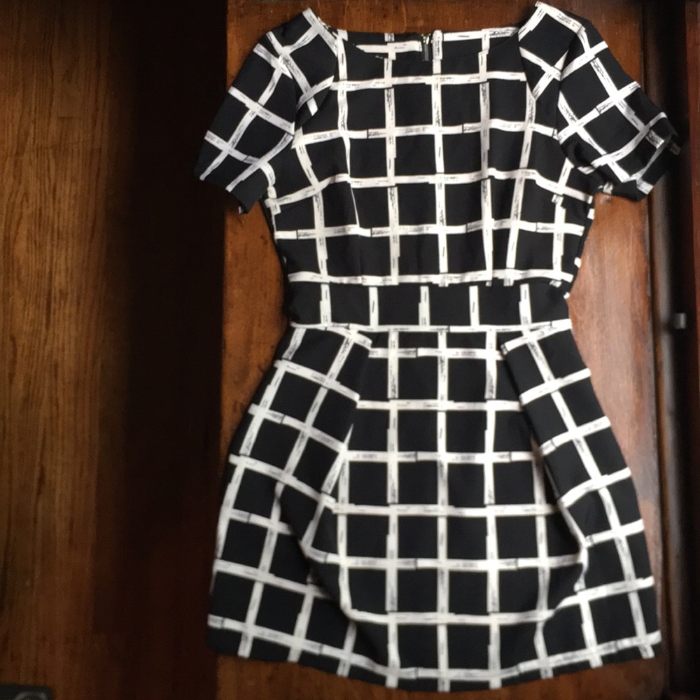 Black and white dress